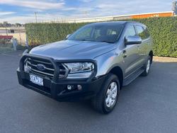 2022 Ford
Everest Ambiente