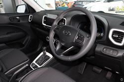 2025 Hyundai
Venue Elite