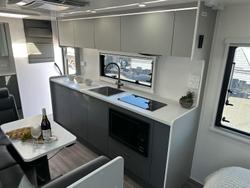 2025 Lotus Caravans Trooper Tr219cl 21'9