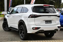 2024 Isuzu
MU-X X-TERRAIN