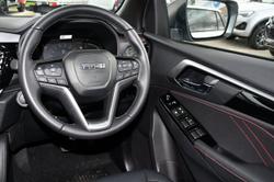 2024 Isuzu
MU-X X-TERRAIN