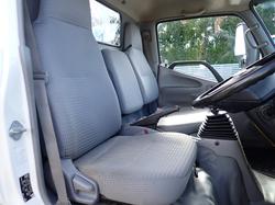 2013 HINO DUTRO 300 WHITE
