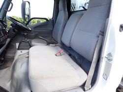 2013 HINO DUTRO 300 WHITE