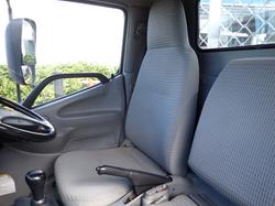 2013 HINO DUTRO 300 WHITE