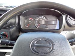 2013 HINO DUTRO 300 WHITE