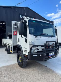 2024 Isuzu N Series NPS 75/45-155 White