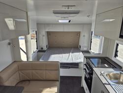 2024 Traveller 17'10 Intrigue