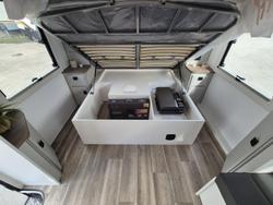2024 JB Caravans Scorpion Sting 22'6 Front Dr Family Bunk