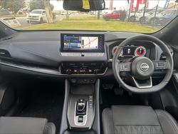 2024 Nissan
J12 TI