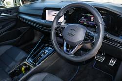 2024 Volkswagen
Golf R