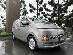 2023 Hyundai
STARIA LOAD