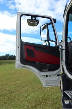2016 Volvo
Fm Series 4 - 8X4 Auto