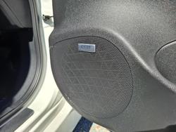 2021 Nissan
                LEAF 