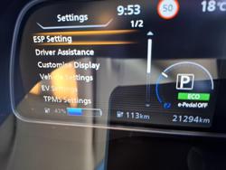 2021 Nissan
                LEAF 