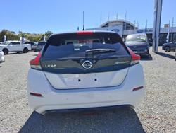 2021 Nissan
                LEAF 