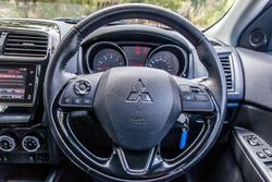 2019 Mitsubishi
ASX ES
