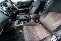 2019 Mitsubishi
ASX ES