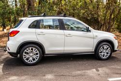 2019 Mitsubishi
ASX ES
