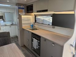 2025 Millard Display Model Sale X-Rider Big Bathroom