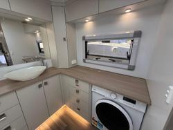 2025 Millard Display Model Sale X-Rider Big Bathroom