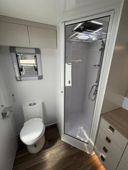 2025 Millard Display Model Sale X-Rider Big Bathroom