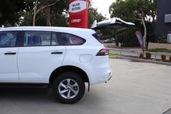 2023 Isuzu
MU-X LS-M