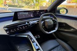 2024 Peugeot
                3008 GT Premium Hybrid