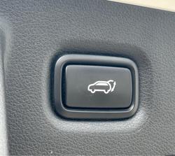 2019 Hyundai
                Santa Fe Highlander