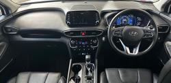 2019 Hyundai
                Santa Fe Highlander