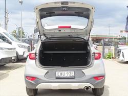 2021 Kia
                Stonic S