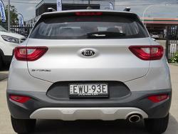 2021 Kia
                Stonic S