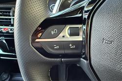 2024 Peugeot 2008 GT Hybrid