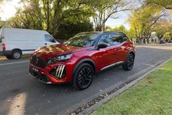 2024 Peugeot 2008 GT Hybrid