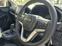 2023 Isuzu
D-MAX SX