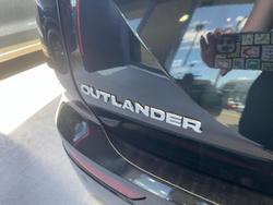 2024 Mitsubishi Outlander PHEV Exceed