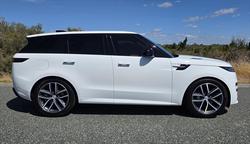 2024 Land Rover Range Rover Sport D250 Dynamic SE