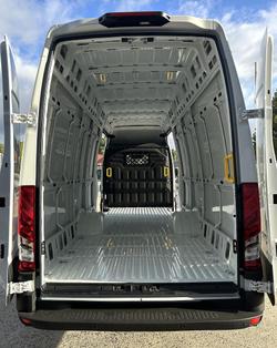 2024 Iveco
Daily 50C21V