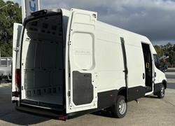 2024 Iveco
Daily 50C21V