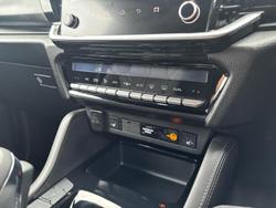 2025 Isuzu MU-X X-TERRAIN