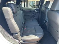 2025 Isuzu MU-X X-TERRAIN