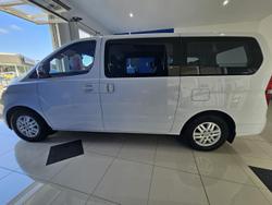 2018 Hyundai
iMax Active
