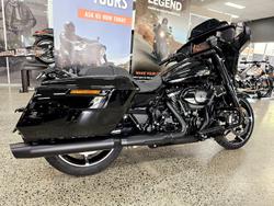 2025 Harley-Davidson Street Glide 117 (FLHX) Touring Black