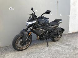 2025 CFMOTO
800NK Sport