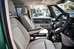 2025 Volkswagen
                ID. Buzz Pro BEV560