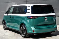 2025 Volkswagen
                ID. Buzz Pro BEV560