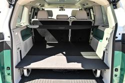 2025 Volkswagen ID. Buzz Pro BEV560