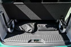 2025 Volkswagen ID. Buzz Pro BEV560