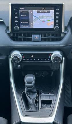 2022 Toyota
                RAV4 GX