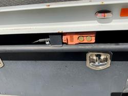 2000 izuzi Frr500a 175 Siteck Tilt Tray Read Full Spec $38000+Gst IZUZI FRR 500 A 175 SITECK WHITE