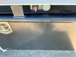 2000 IZUZU Frr500a 175 Siteck Tilt Tray Read Full Spec $45000+Gst IZUZU FRR 500 175 SITECK WHITE